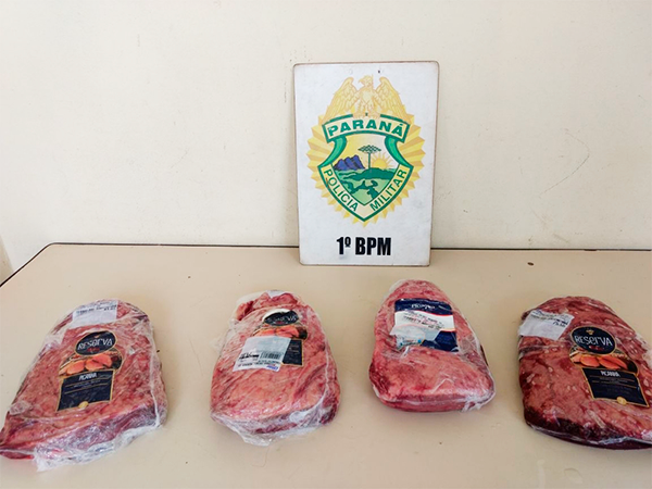 Quatro pedaços de picanha retirados da cueca do ladrão /IMAGEM: COP / AREDE