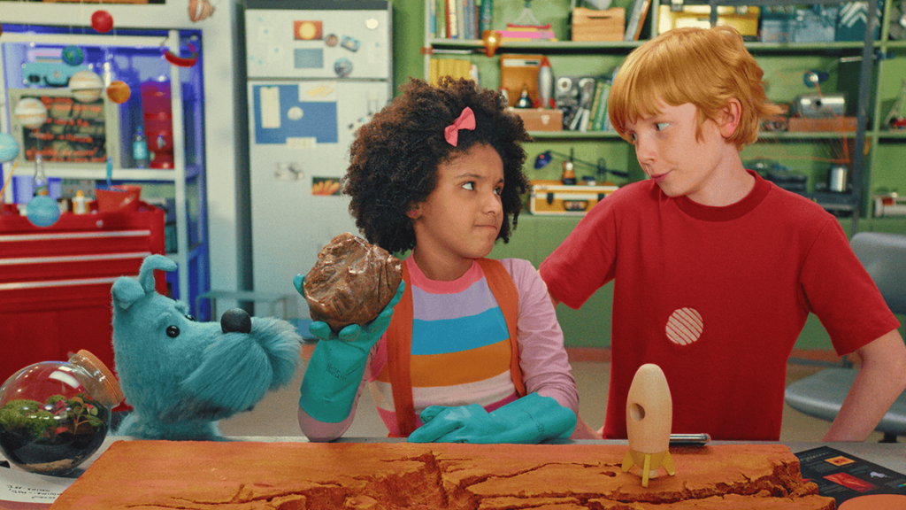 Franjinha, Milena e Bidu, personagens criados por Mauricio de Sousa, estão de volta com novos amigos e aventuras de outro planeta  - Foto: Divulgação (Max e Discovery Kids)