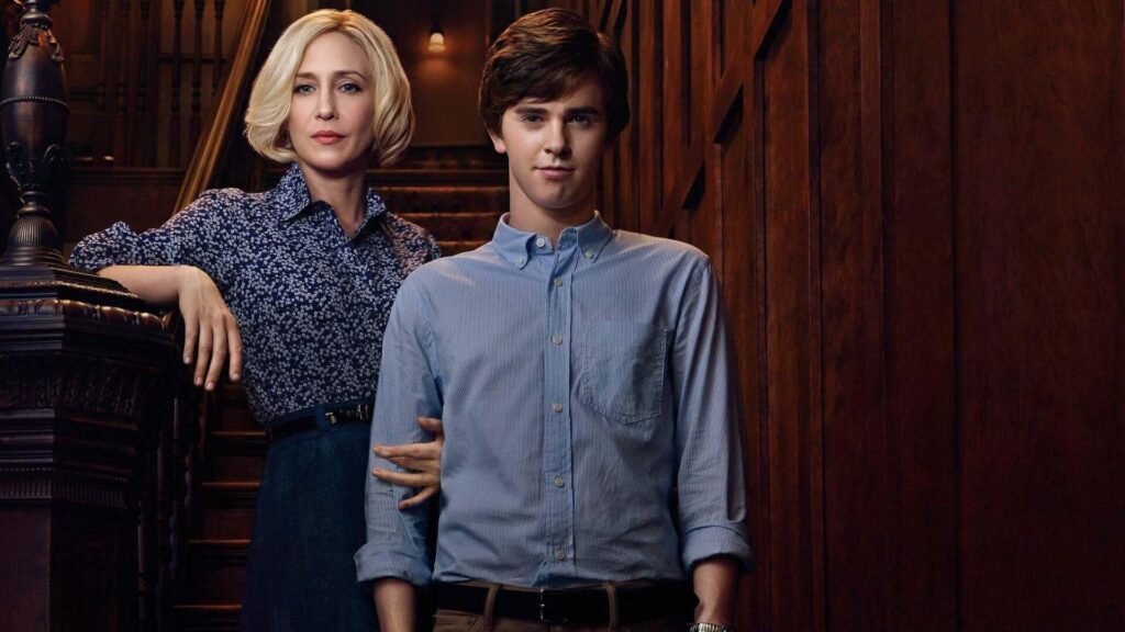 Bates Motel, a série inspirada em Psicose, chega completa ao Globoplay nesta sexta-feira (27), trazendo toda a tensão e mistério da relação entre Norma e Norman Bates.