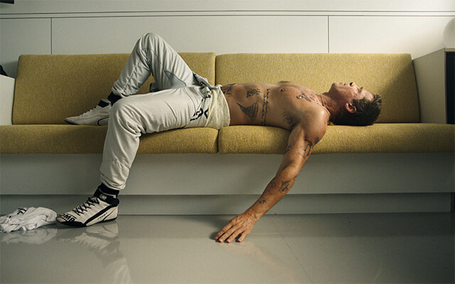 brad pitt sem camisa f1 o filme critica