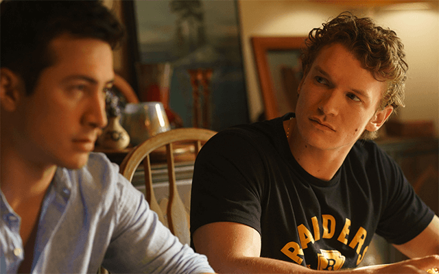 Heated Rivalry virou fenômeno global ao unir romance, esporte 