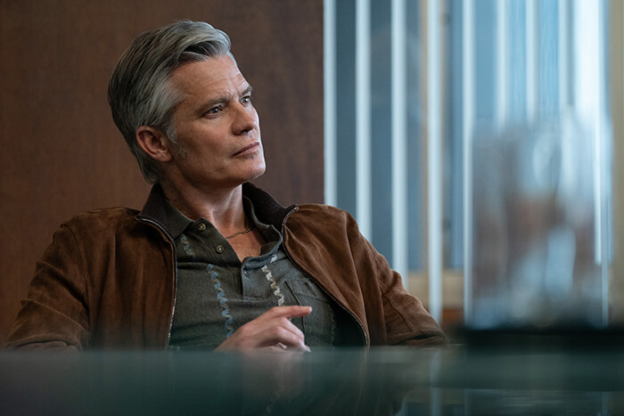 Timothy Olyphant em lucky filme apple