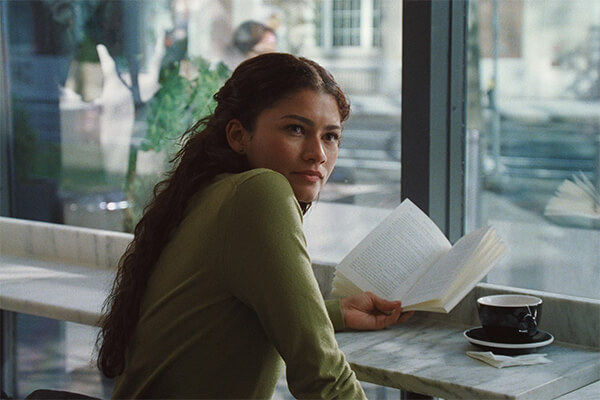 zendaya em o drama leia a crítica