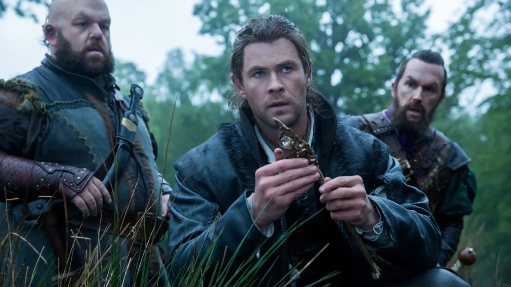 Chris Hemsworth em O Caçador e a Rainha do Gelo. Foto: Divulgação