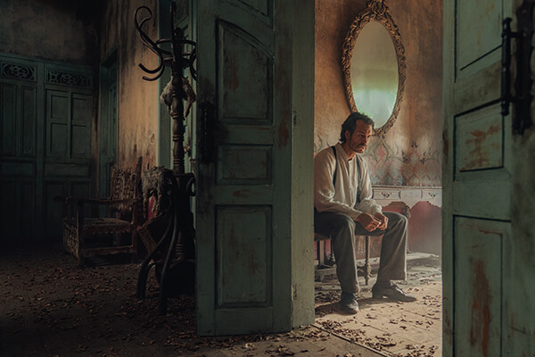 Novos episódios de Cem Anos de Solidão acompanham a decadência de Macondo. Foto: Divulgação/Netflix
