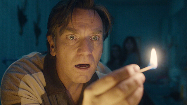 Ewan McGregor em o fim da rua leia a critica
